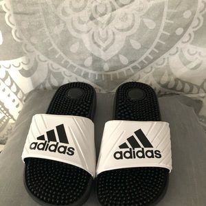 NWOT Adidas slides